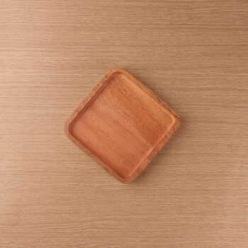 Rita Plate Kayu Mahoni Kayukama Front View